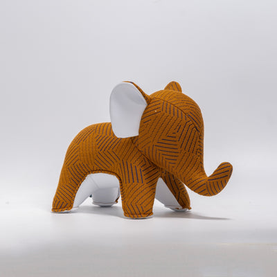 refurbished | Zuny bookend, elephant abby tan (kvadrat razzle dazzle)