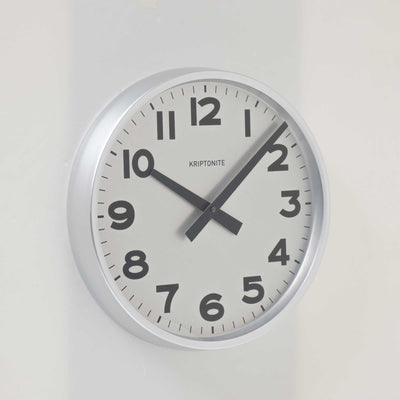 refurbished | Kriptonite Wall Clocks Classics Ø30, aluminium