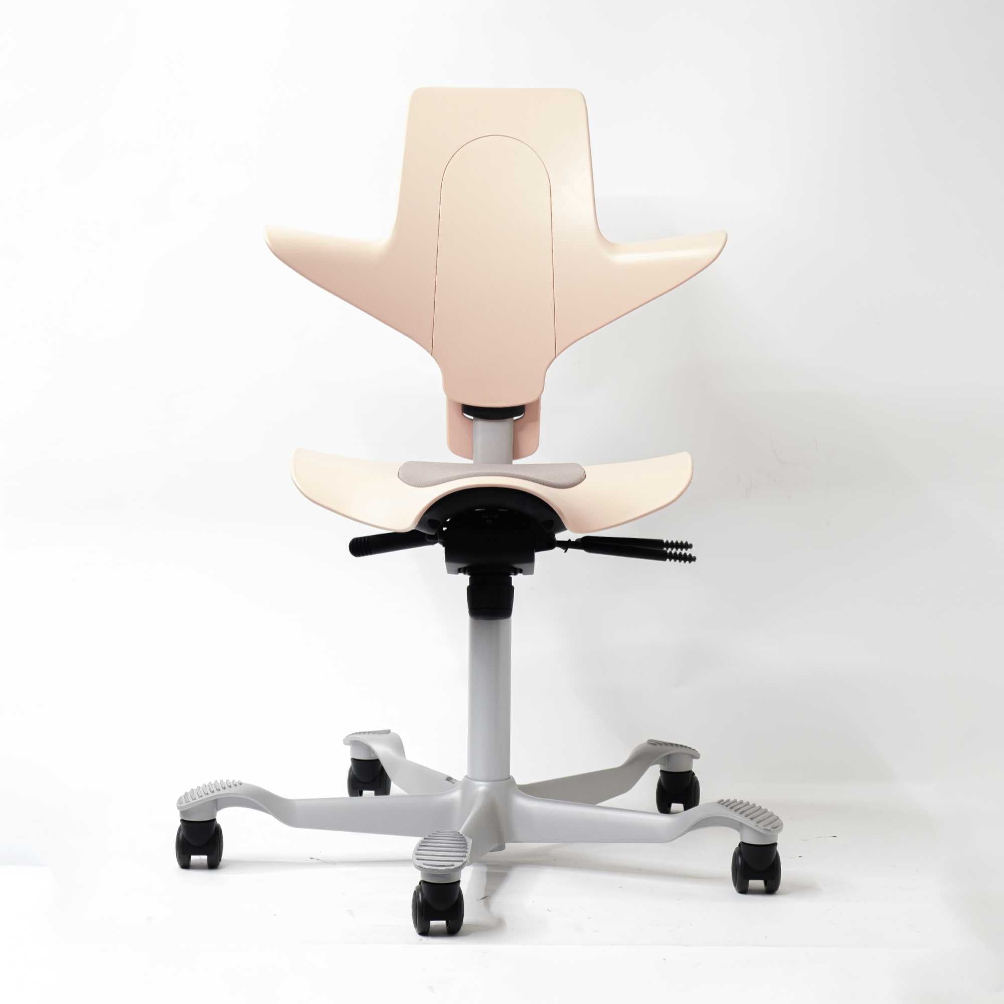 ex-display | HAG Capisco Puls 8010 ergonomic chair, pink