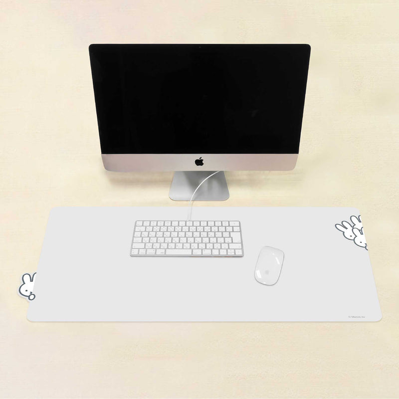 Miffy Die-cut Desk Mat (80x40cm)