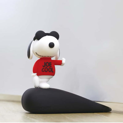 Peanuts Snoopy Joe Cool door stopper