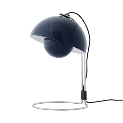 &Tradition Flowerpot VP4 table lamp
