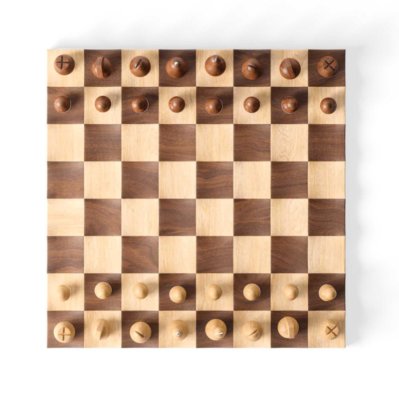 Umbra Wobble Chess Set