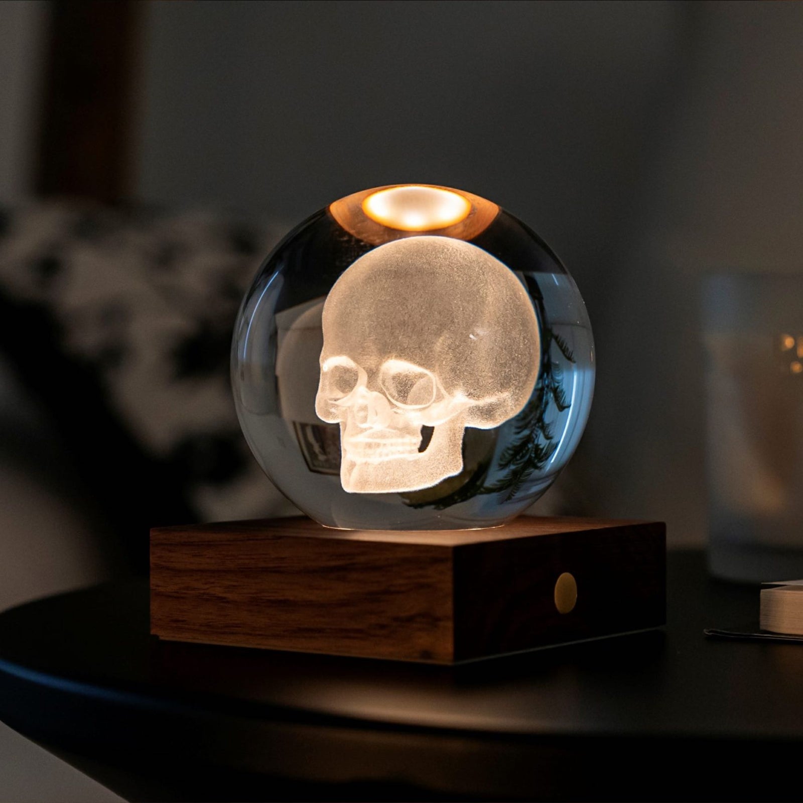 Gingko Amber crystal light, skull
