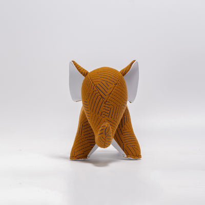 refurbished | Zuny bookend, elephant abby tan (kvadrat razzle dazzle)