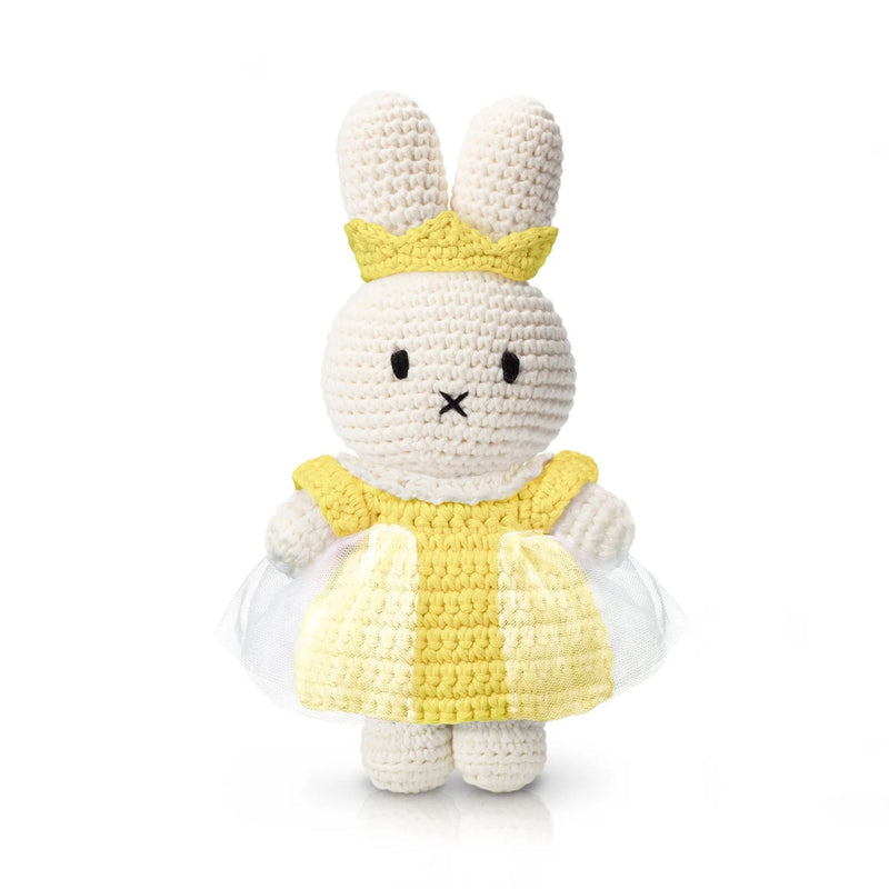 Just Dutch Miffy crochet, pastel yellow dress