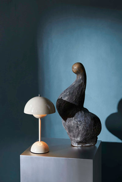 &Tradition Flowerpot VP9 rechargeable lamp, grey beige