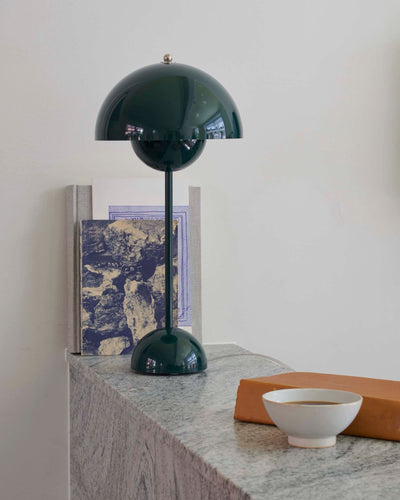 &Tradition Flowerpot VP3 table lamp