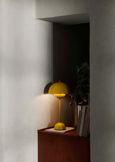 &Tradition Flowerpot VP3 table lamp
