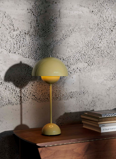 &Tradition Flowerpot VP3 table lamp