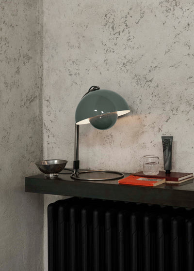 &Tradition Flowerpot VP4 table lamp