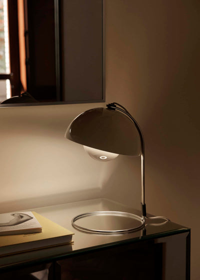 &Tradition Flowerpot VP4 table lamp