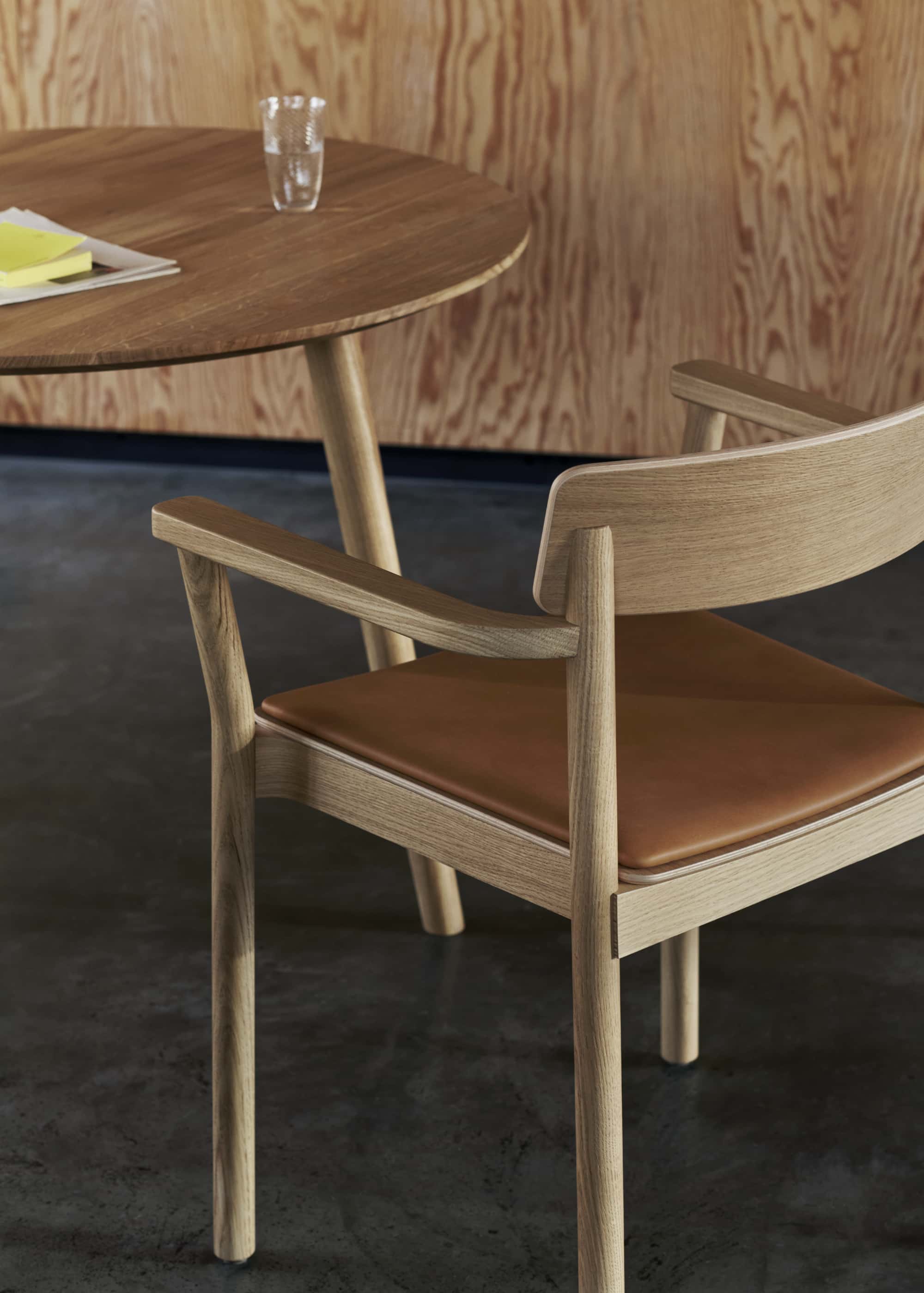 &Tradition Betty TK11 chair