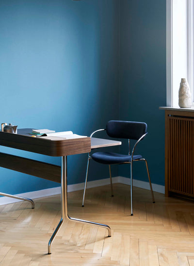 &Tradition Pavilion AV17 secretary desk