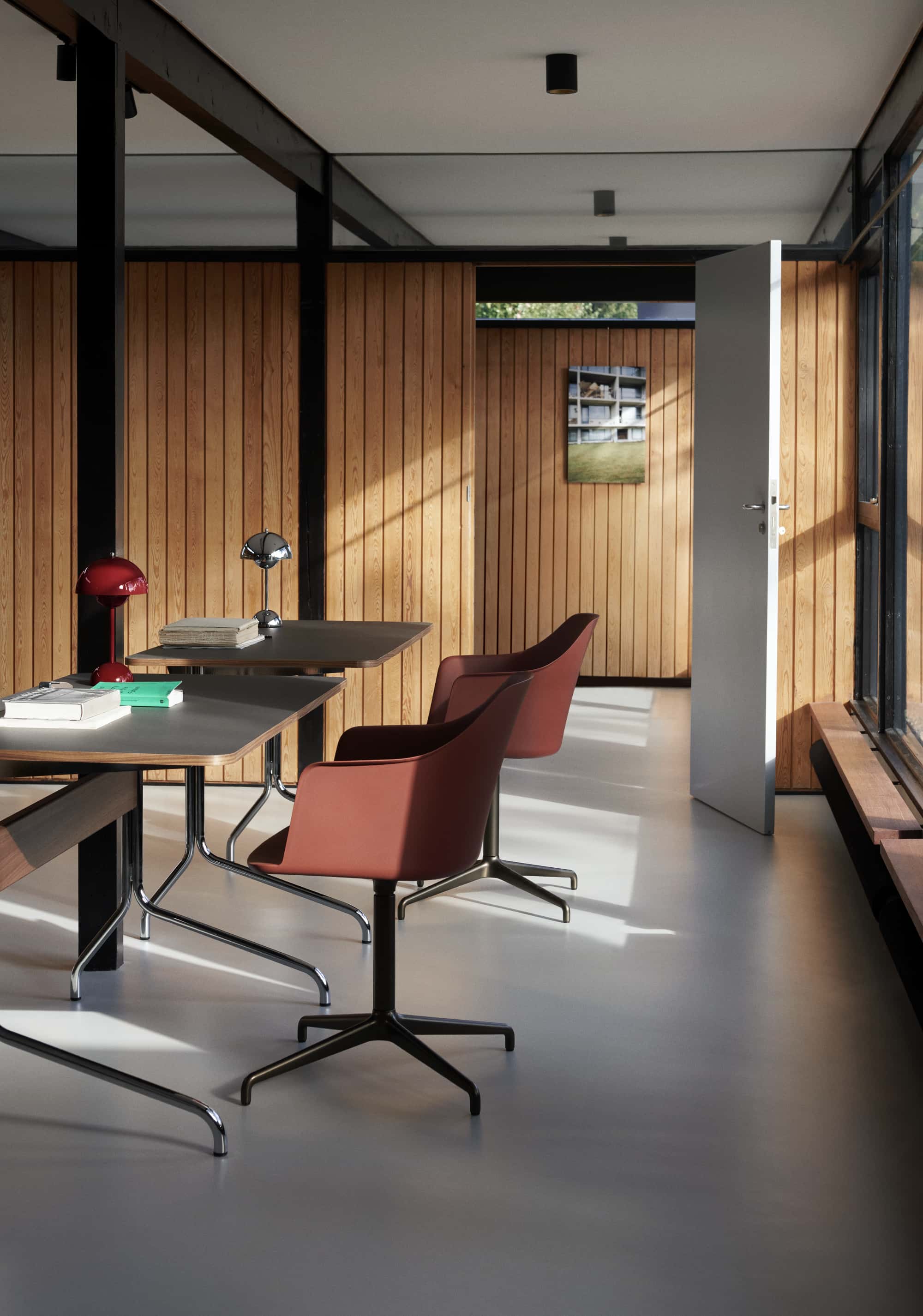 &Tradition Pavilion AV16 secretary desk
