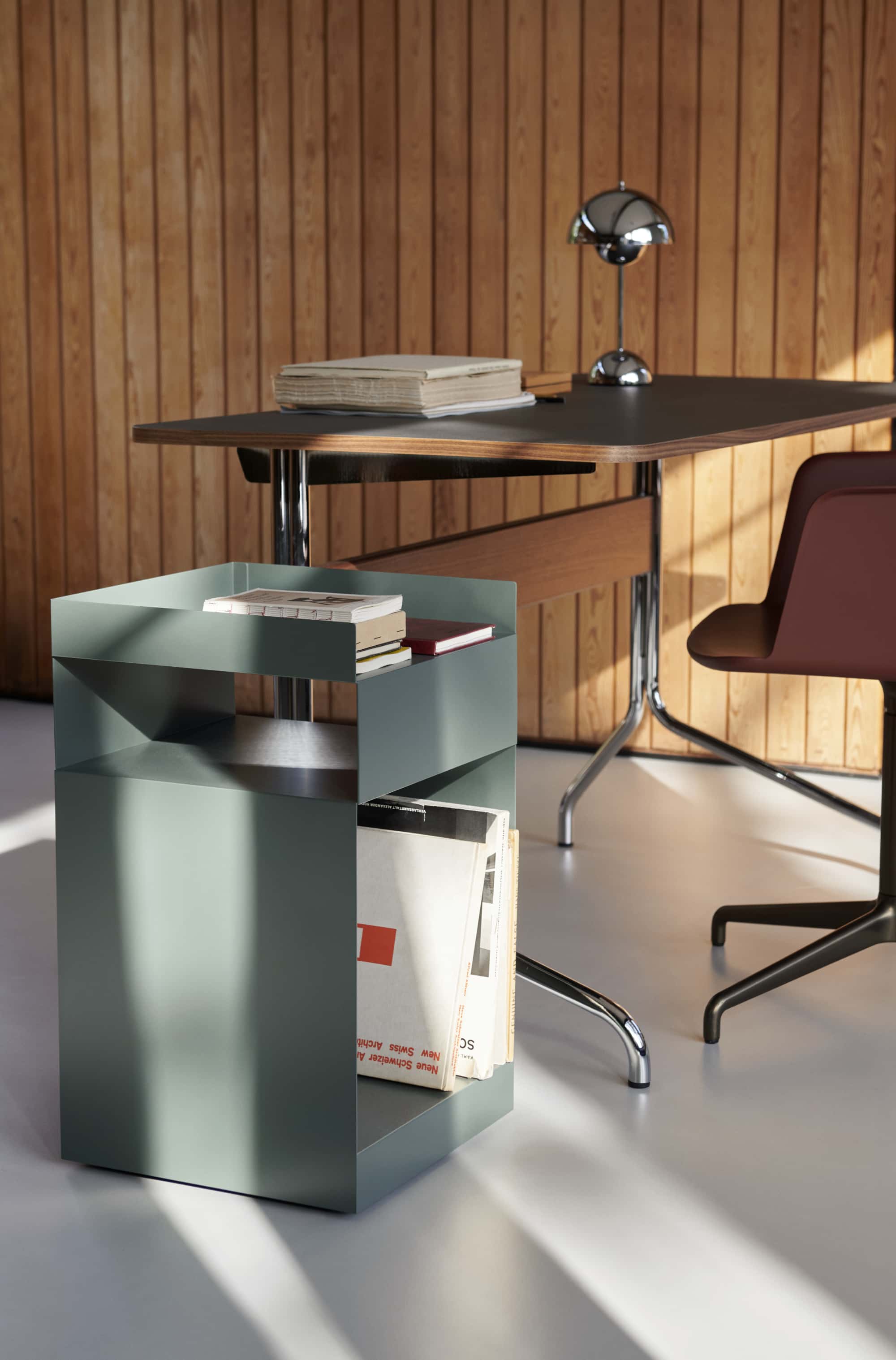 &Tradition Pavilion AV16 secretary desk