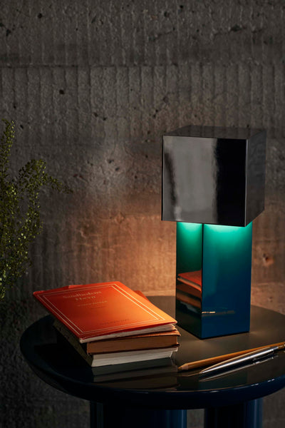 &Tradition Pivot ATD7 portable table lamp, blue silver
