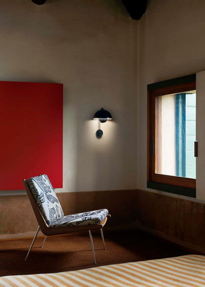 &Tradition Flowerpot VP8 wall lamp, mustard