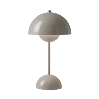 &Tradition Flowerpot VP9 rechargeable lamp