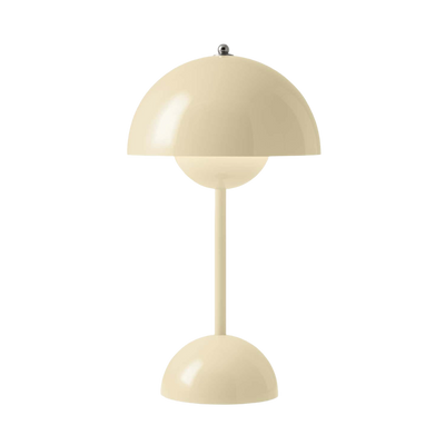 &Tradition Flowerpot VP9 portable table lamp, ivory