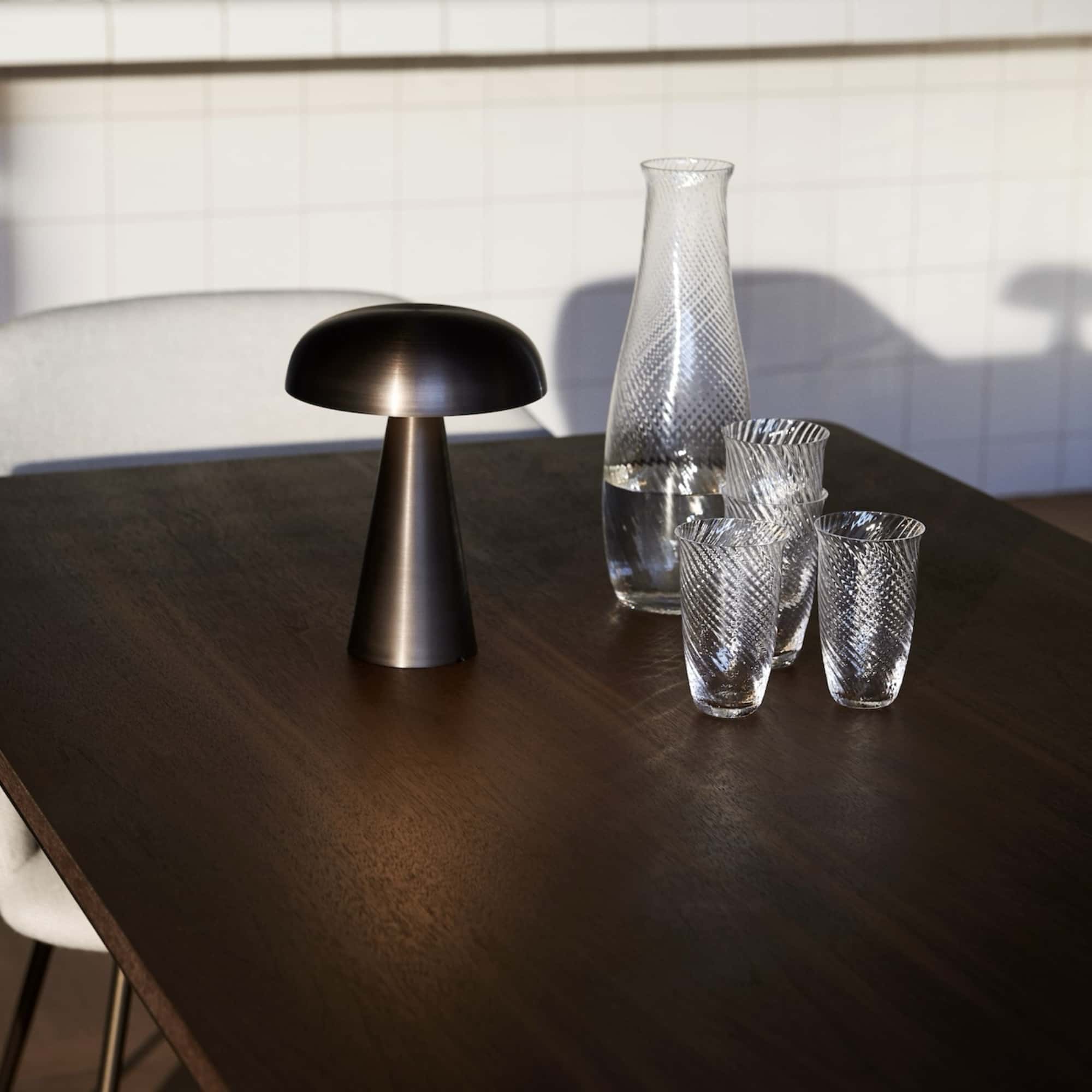 &Tradition Como SC53 rechargeable lamp, bronze