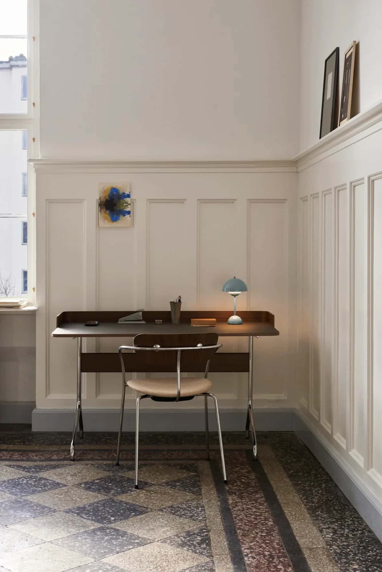 &Tradition Flowerpot VP9 rechargeable lamp, stone blue