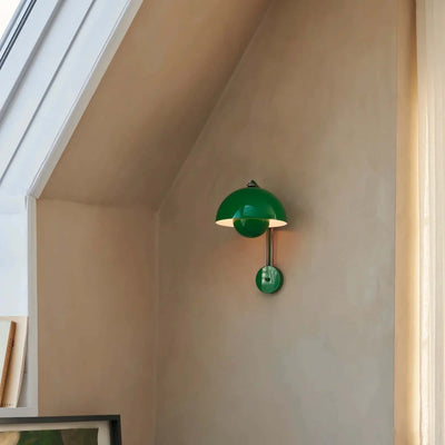 &Tradition Flowerpot VP8 wall lamp, mustard