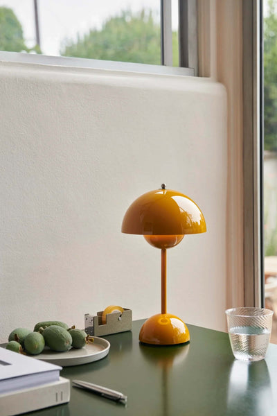 &Tradition Flowerpot VP9 rechargeable lamp, mustard