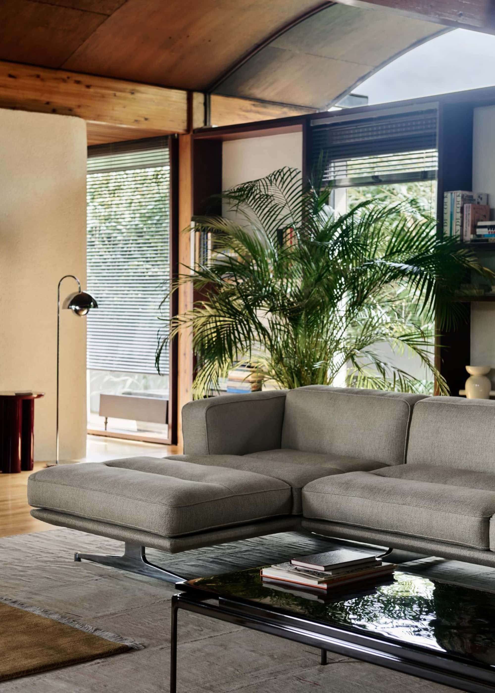 &Tradition Flowerpot VP12 floor lamp