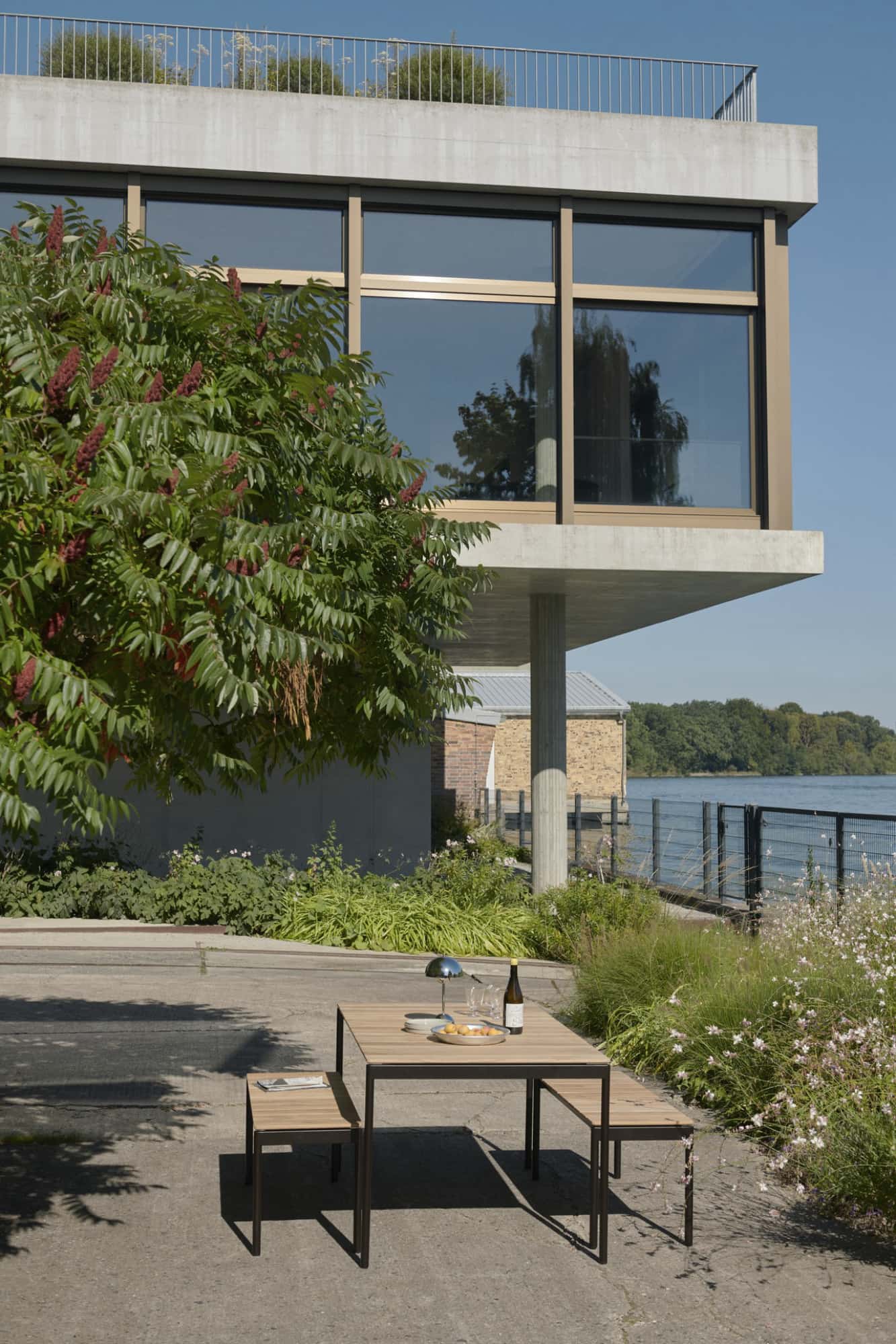 &Tradition Ville AV26 outdoor dining table