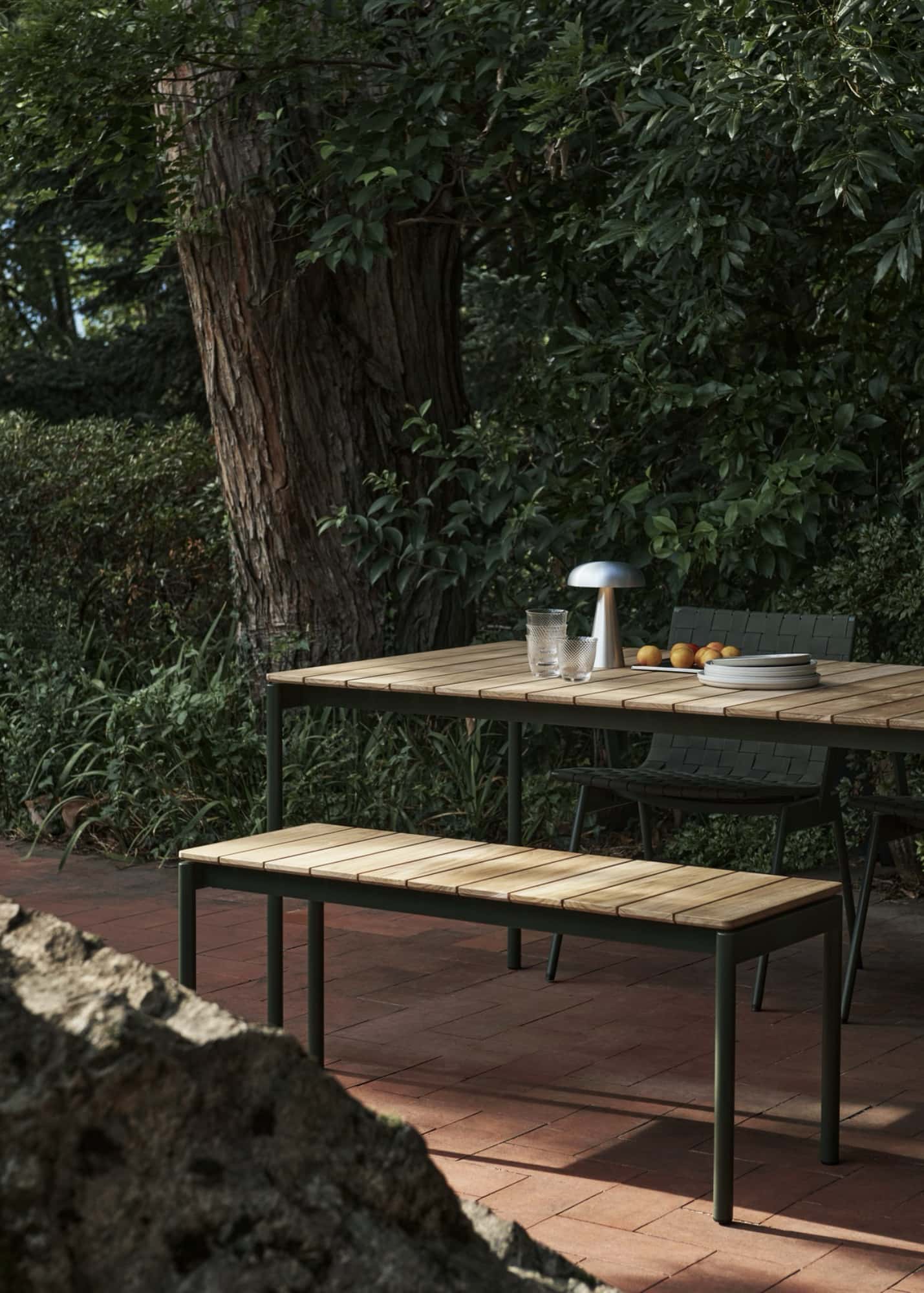 &Tradition Ville AV28 outdoor dining bench