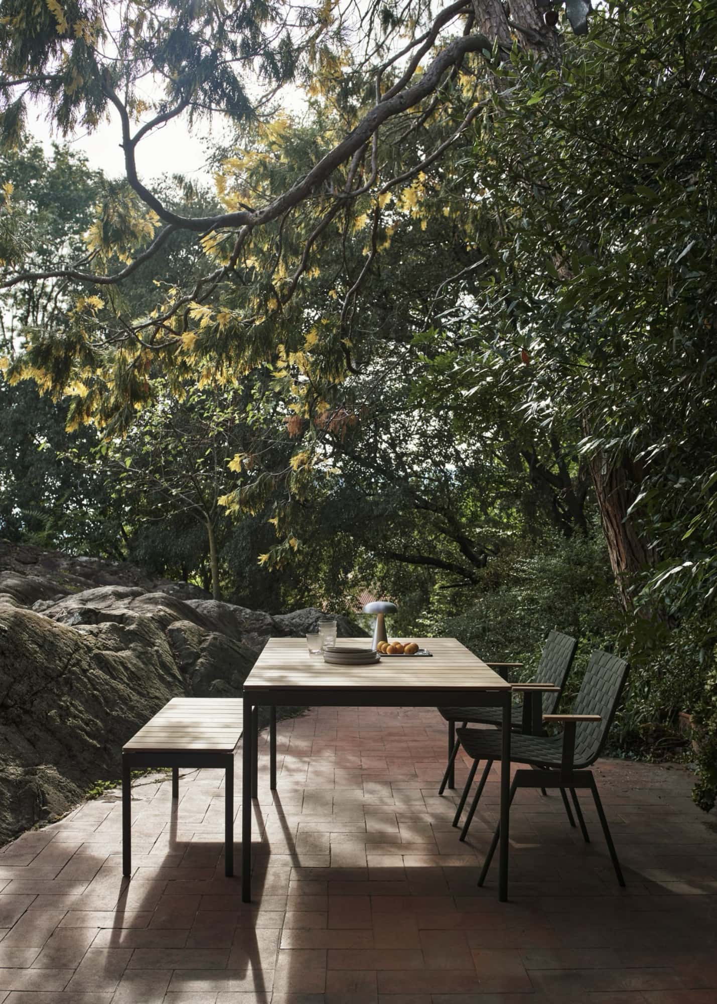 &Tradition Ville AV28 outdoor dining bench