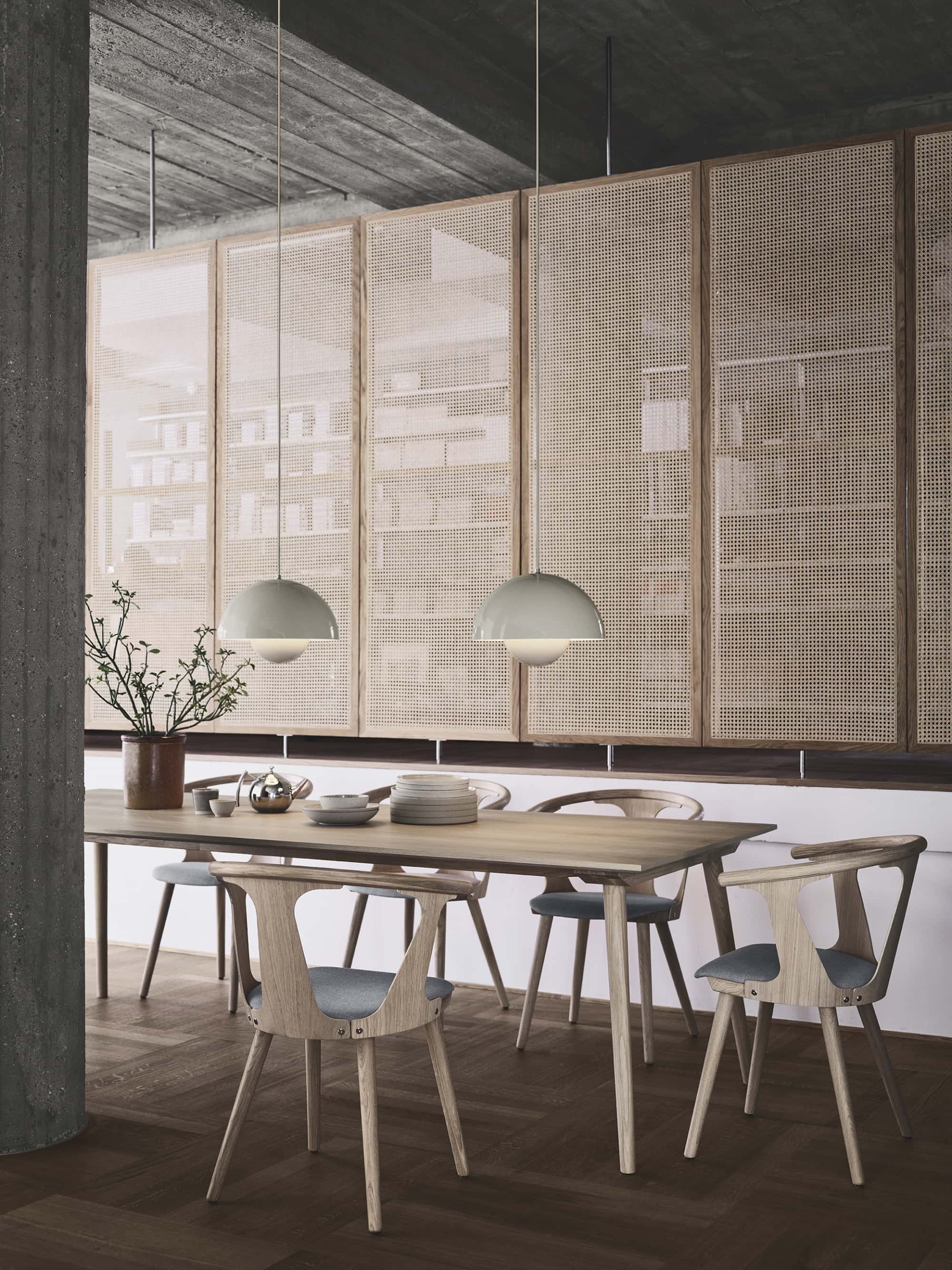 &Tradition Flowerpot VP7 pendant, grey beige