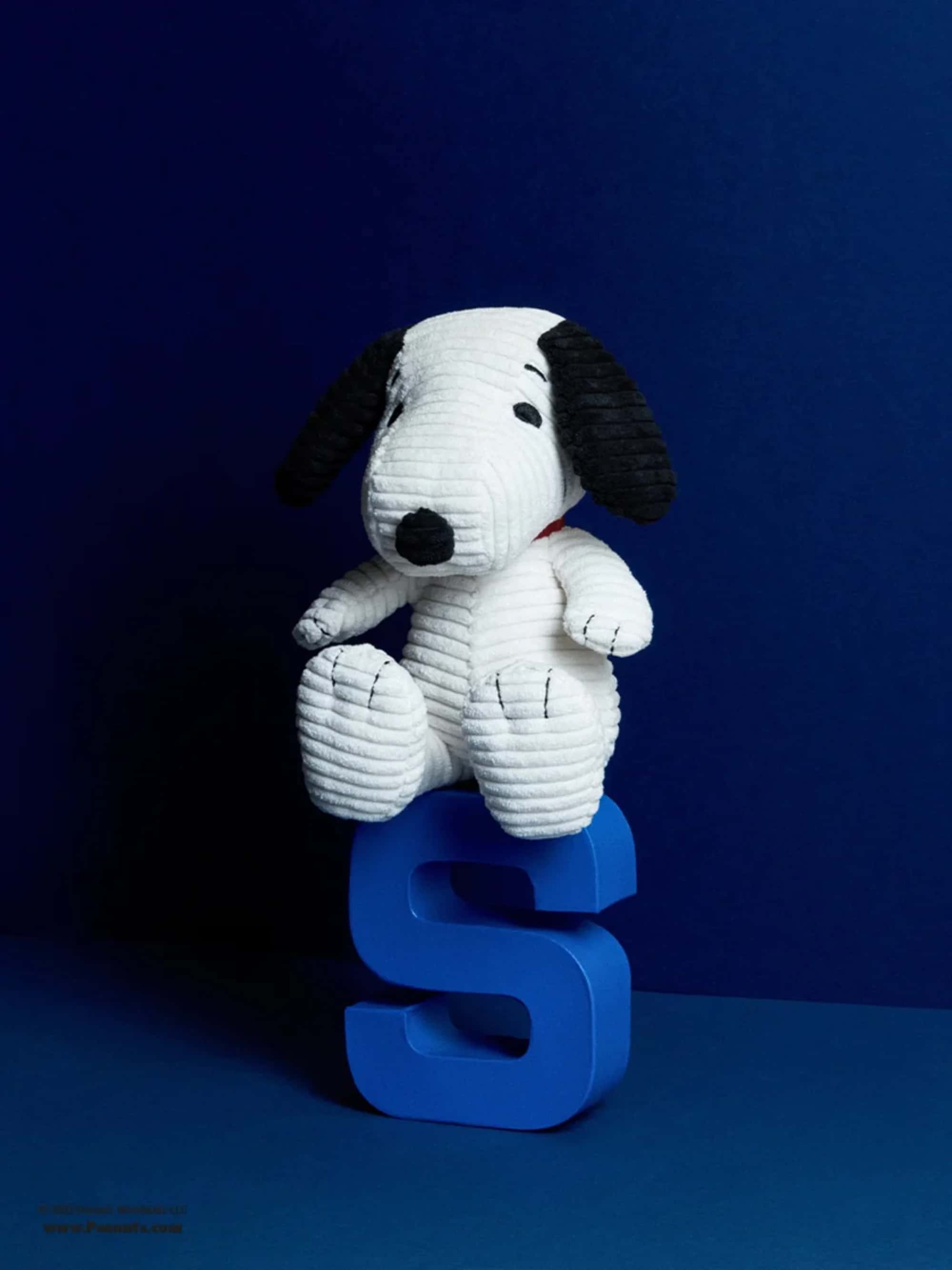 Snoopy Sitting soft toy 19cm, Eco corduroy cream
