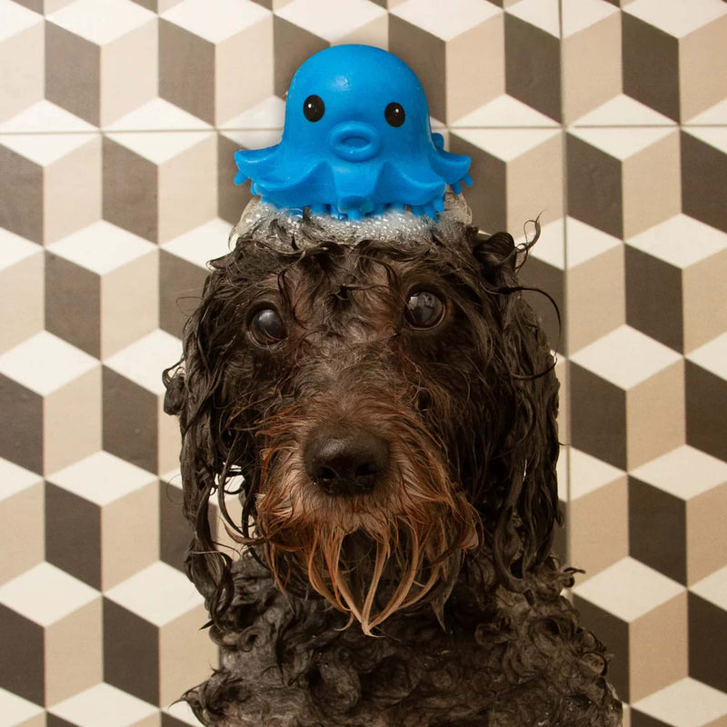 Kikkerland Kobe Octopus grooming brush