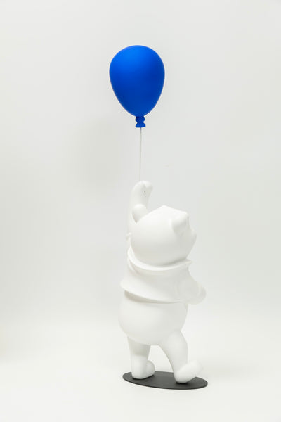 refurbished | Leblon Delienne Winnie The Pooh 52cm, matt white & blue