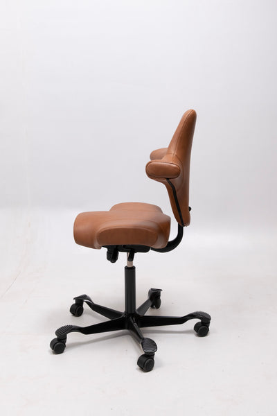 refurbished | Hag Capisco 8106 Leather, cognac/black