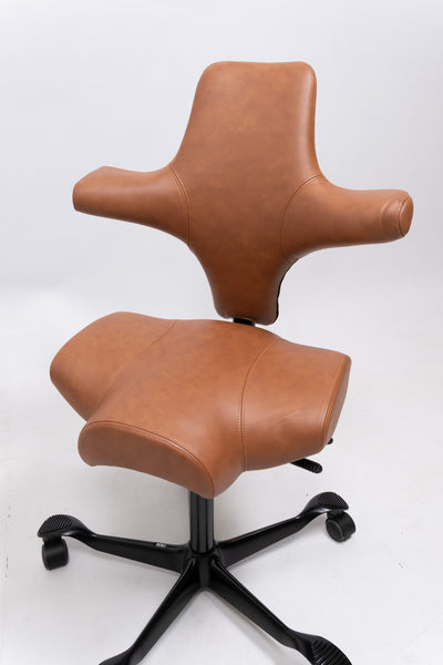 refurbished | Hag Capisco 8106 Leather, cognac/black