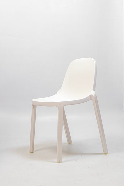 refurbished | Emeco Broom chair, white