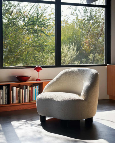 &Tradition Flowerpot VP9 rechargeable lamp, vermilion red