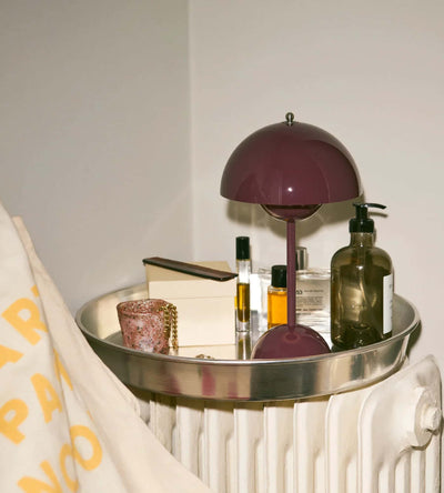 &Tradition Flowerpot VP9 rechargeable lamp, dark plum