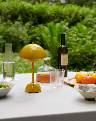 &Tradition Flowerpot VP9 rechargeable lamp, mustard