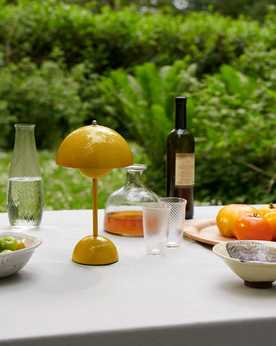 &Tradition Flowerpot VP9 rechargeable lamp