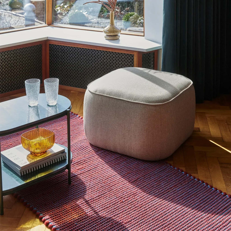 Cube pouffe, beige