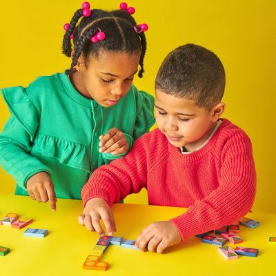 Kikkerland Kidoki Topple Twist Dominoes