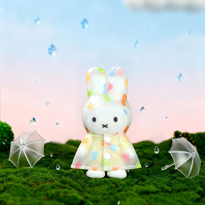 VIPO Miffy raincoat keychain blind box