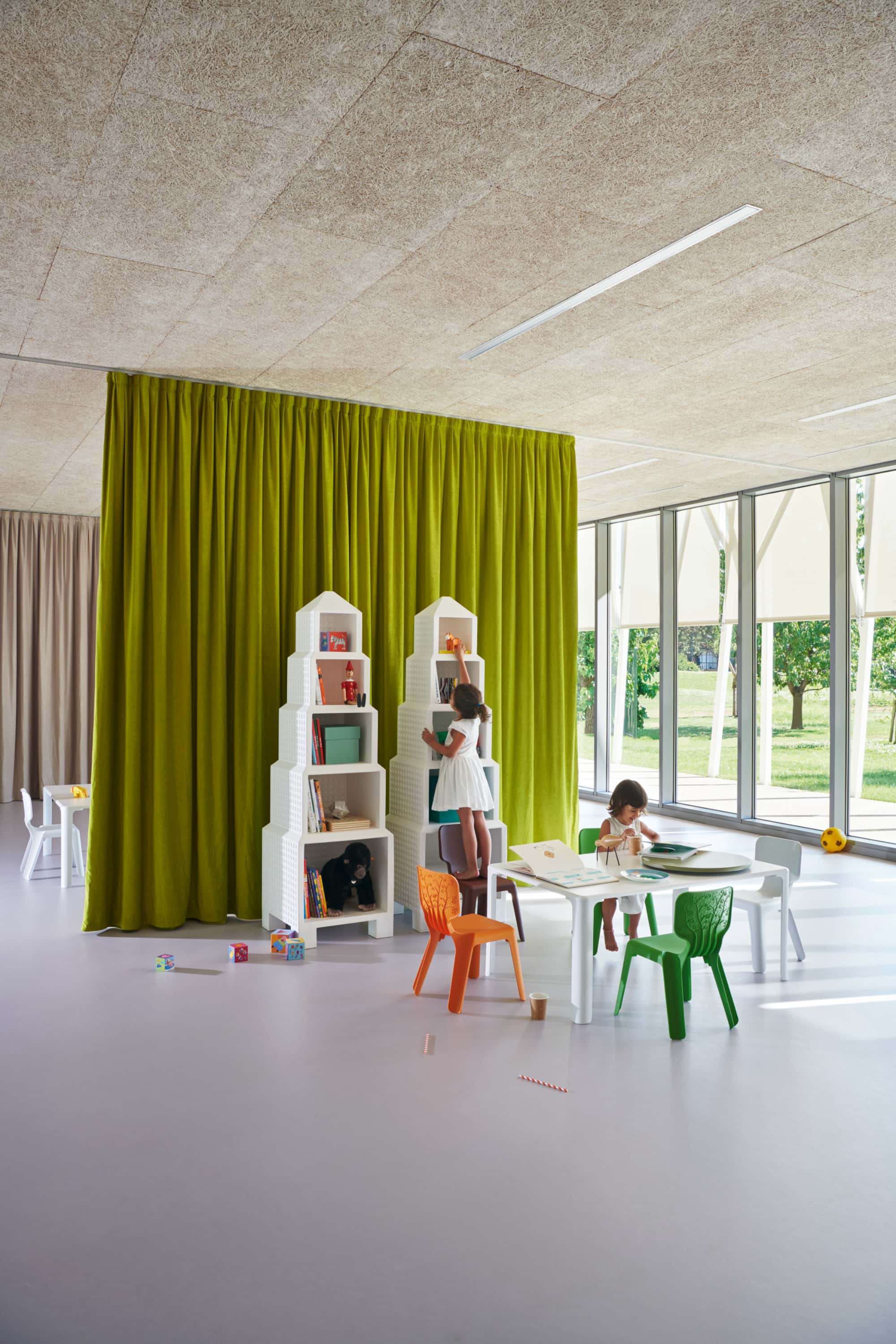 Magis Downtown bookshelf