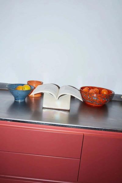 BD Barcelona Ceramic bookstand