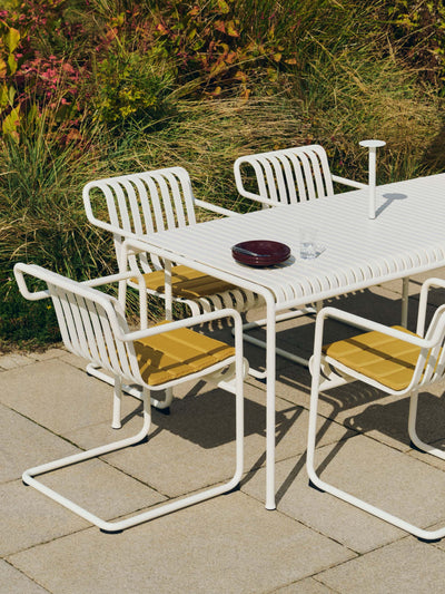 Hay Palissade table