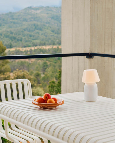 Hay Palissade table
